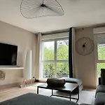 Hygge - Proche Centre Parking Gratuit *